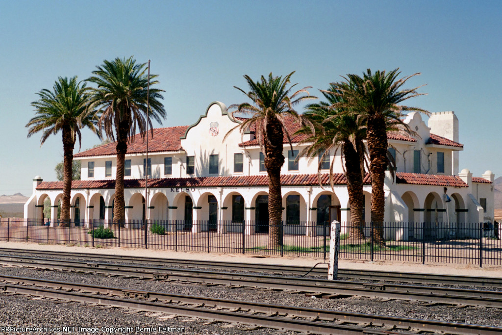 Built in 1923 using a Spanish "California mission" building style. The depot contained boarding rooms aor railroad employees and a restaurant for both employees and passengers. It also had a telegraph office and waiting room. The large rooms in the basem